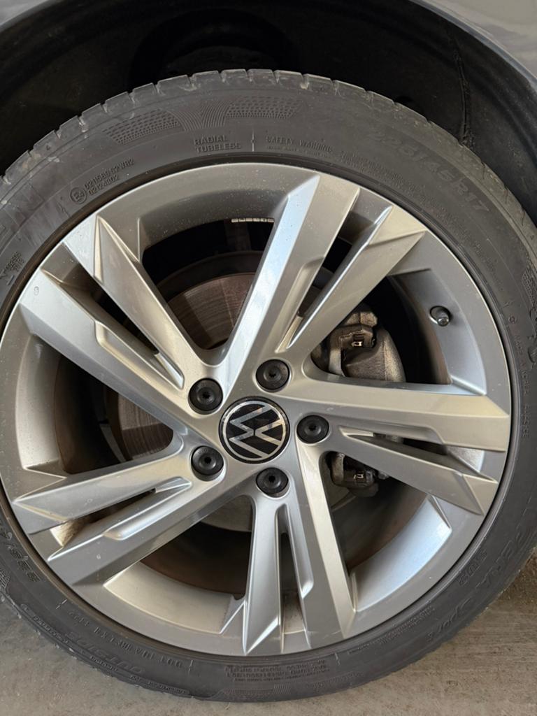 Volkswagen golf 8 rline velgen en banden, Ophalen of Verzenden, Volkswagen, Bumper