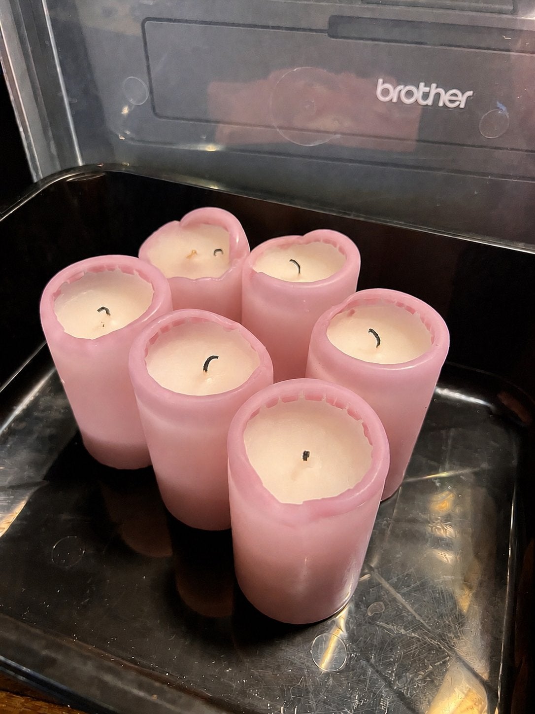 6 roze kaarsen, 9 cm hoog, diameter 5,5 cm, Huis en Inrichting, Gebruikt, Was, Ophalen of Verzenden, Roze
