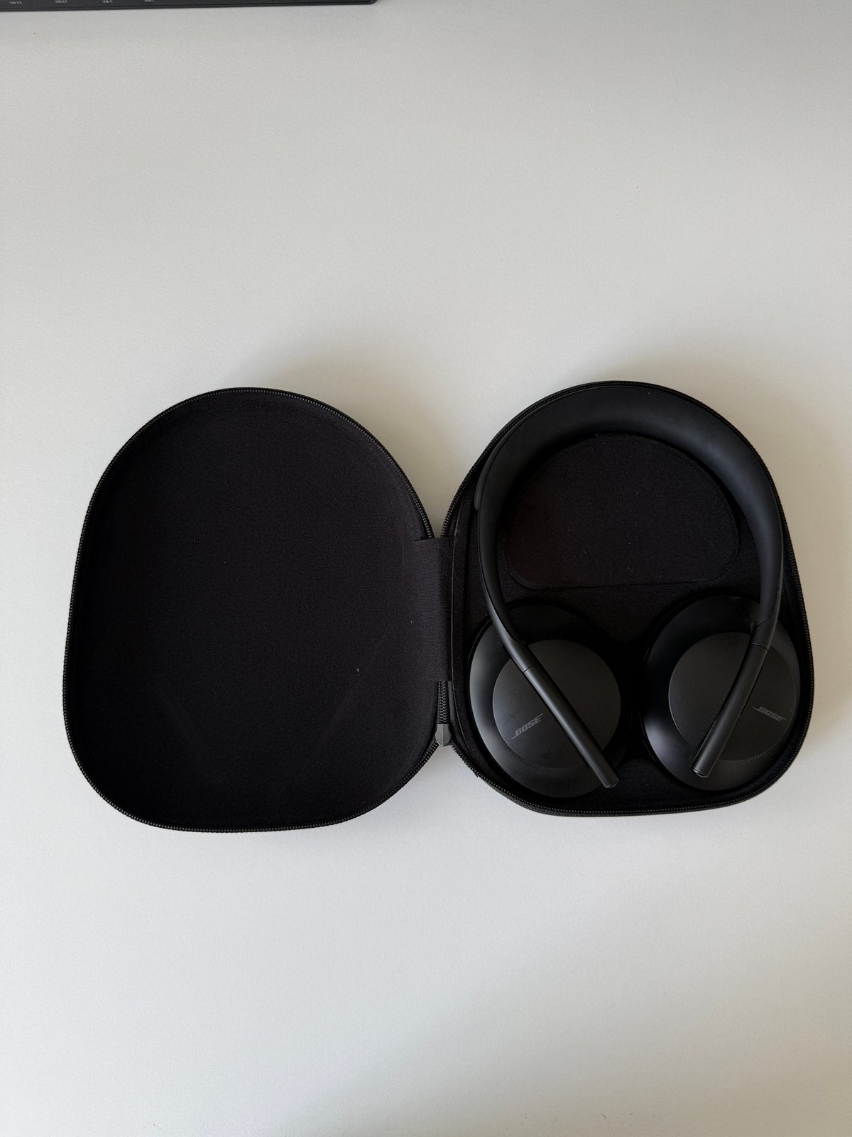 Bose NC 700, Ophalen of Verzenden, Zo goed als nieuw, Overige merken