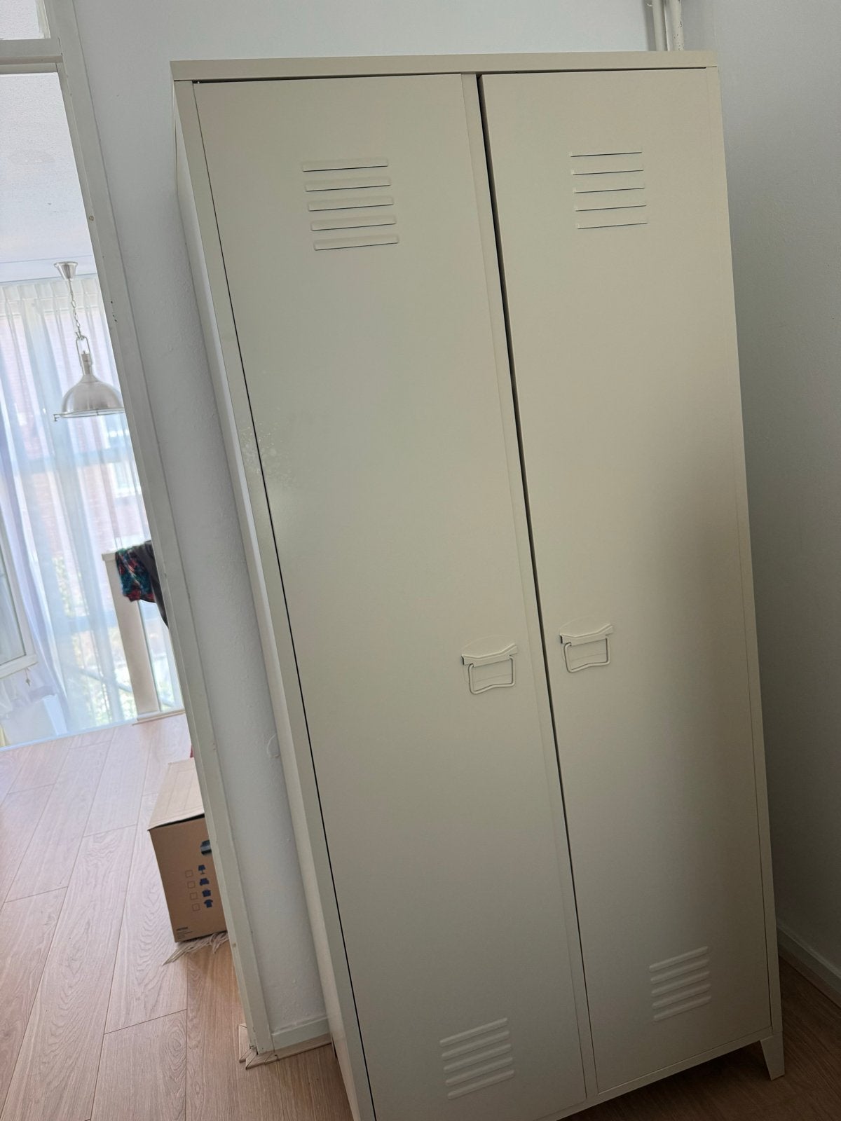 Skalum Pöhpli lockerkast, tapioca beige, 80x180 cm, Huis en Inrichting, Ophalen, Zo goed als nieuw