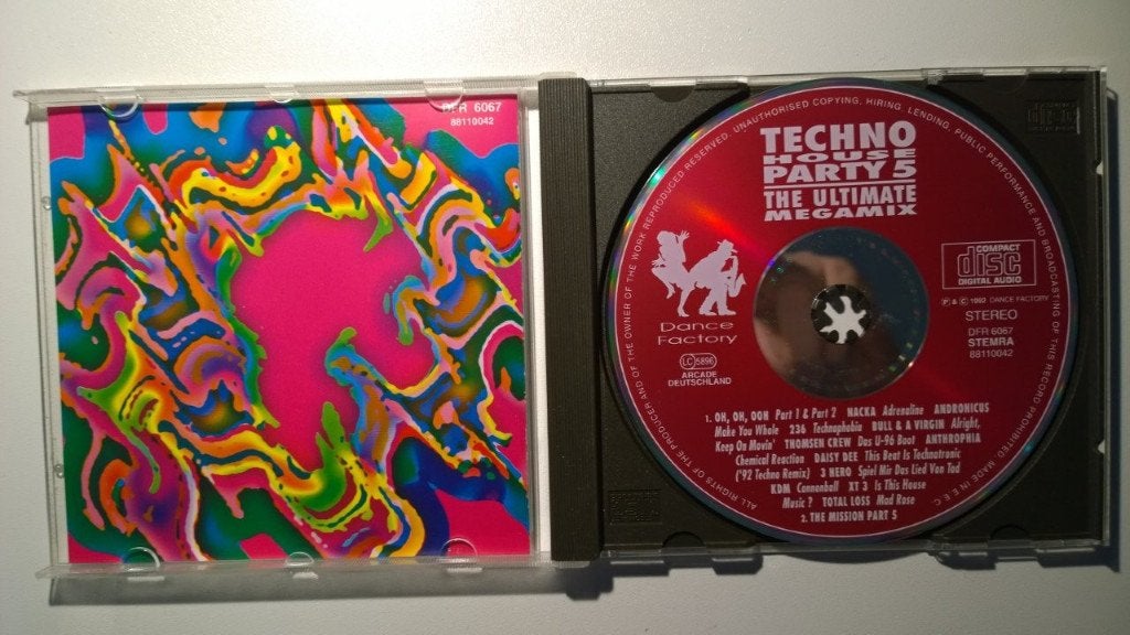 Techno House Party 5 - The Ultimate Megamix, Ophalen of Verzenden, Zo goed als nieuw