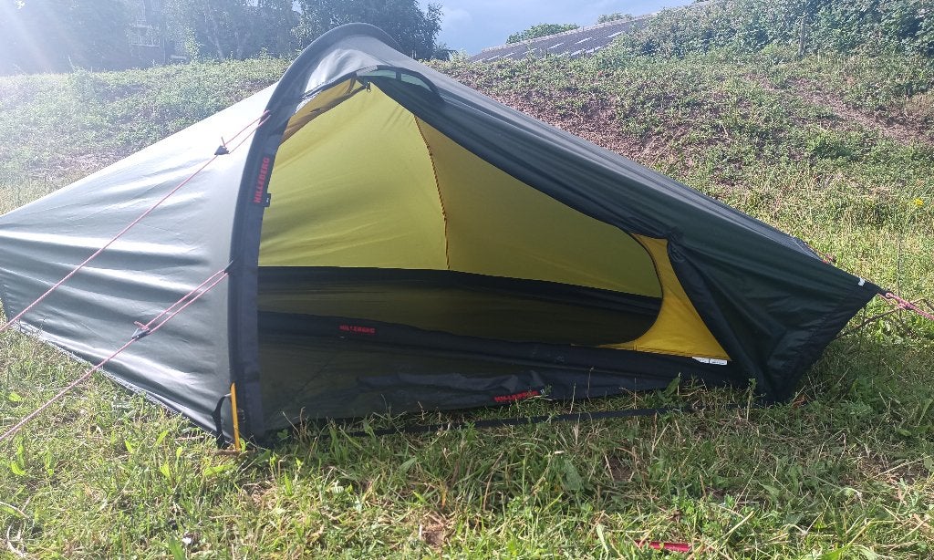 Hilleberg Trekkerstent inclusief Foot Print, Ophalen, Zo goed als nieuw