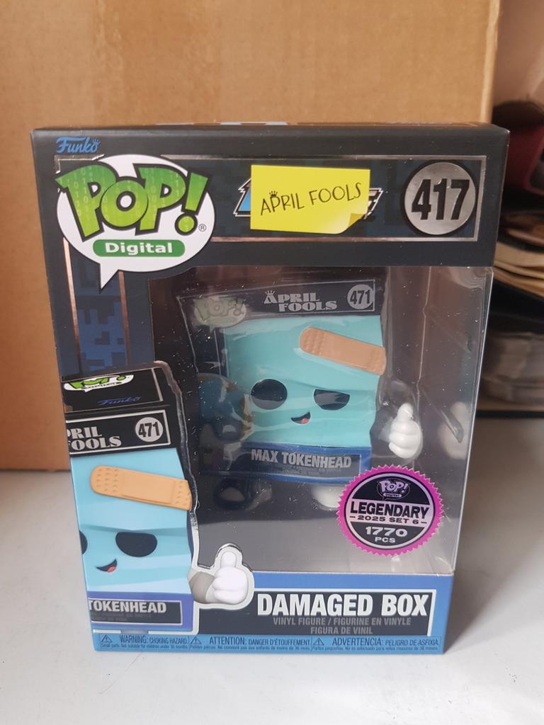Funko Nft digital series April Fools Damaged box, Ophalen of Verzenden, Nieuw