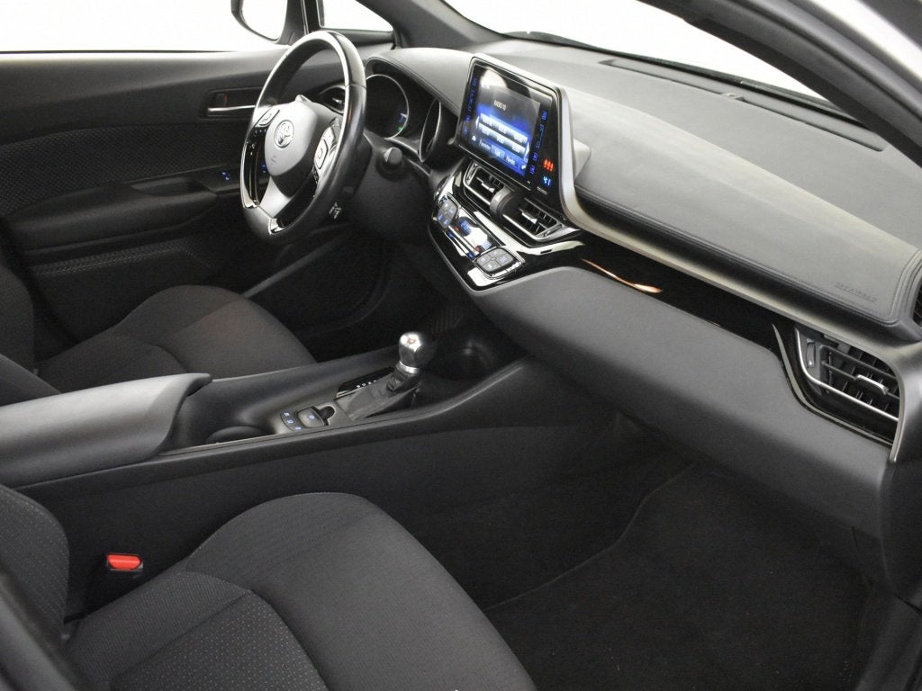 Toyota C-HR 1.8 Hybrid Dynamic | BSM | Trekhaak | (bj 2017), Auto's, Euro 6, 4 cilinders, Stoelverwarming, 122 pk