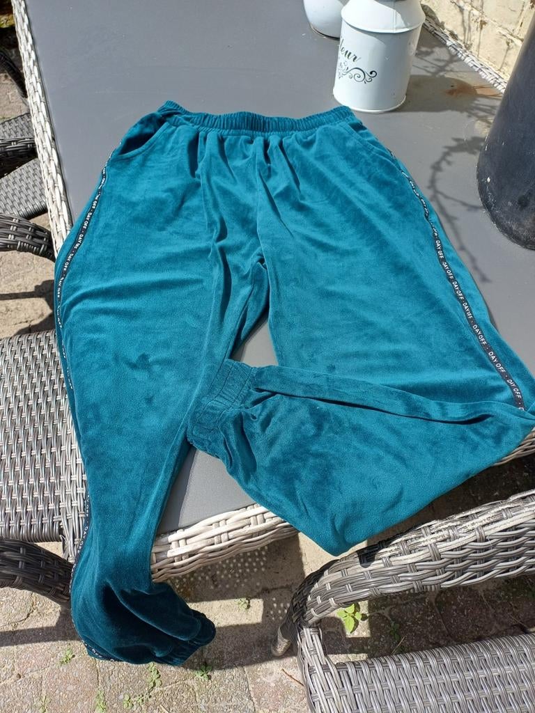 Huispakbroek hunkelmoller maat M 1 keer gedragen., Kleding | Dames, Pyjama's, Ophalen of Verzenden, Zo goed als nieuw, Maat 38/40 (M)
