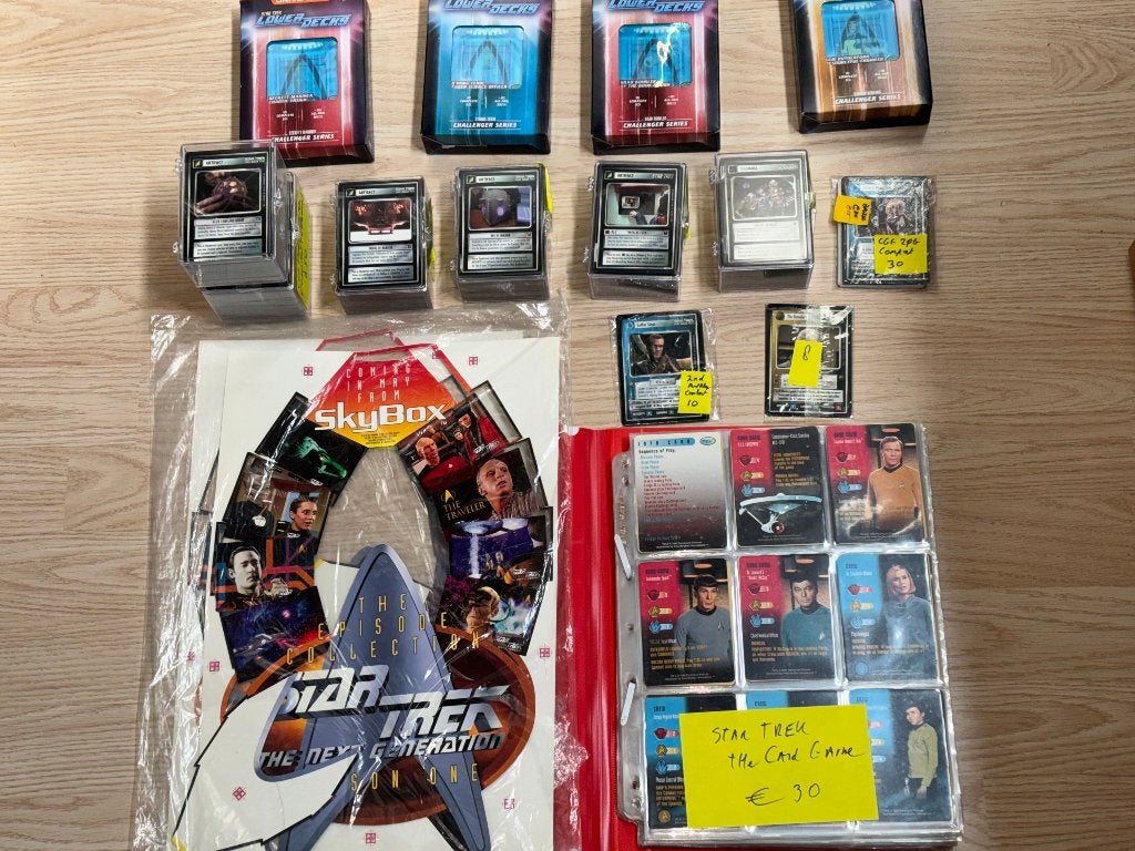 Star trek Collectable Card Game (CCG) verzameling, Ophalen of Verzenden, Nieuw, Meerdere kaarten, Foil