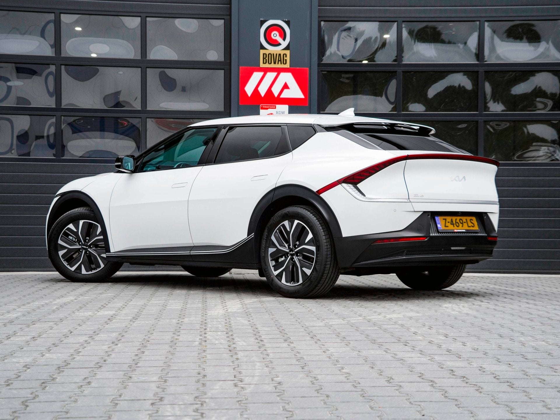 Kia EV6 Light Edition 58 kWh | 100% SOH | WINTERPAKKET | CAM, Auto's, Automaat, Gebruikt, Wit, Origineel Nederlands