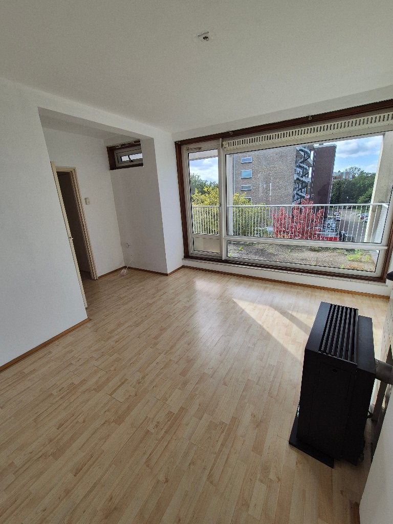 Studenten woning te huur, Den Haag, Den Haag, Direct bij eigenaar, 2 kamers