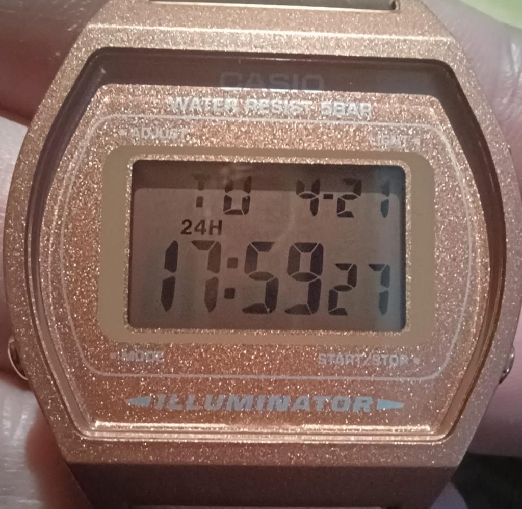 Rosé gouden Casio B640W – Glitterdial – Nieuwstaat, Overige merken, Staal, Staal, Polshorloge