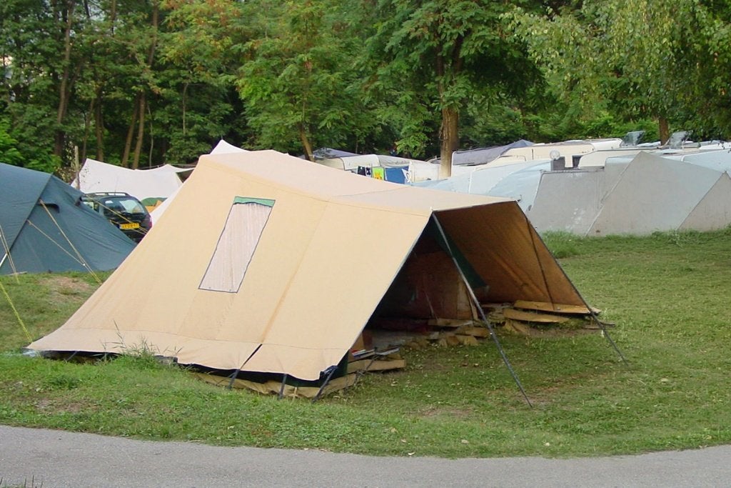 Cabanon Mont Blanc / Martinique, Ophalen, Zo goed als nieuw, Tot en met 6