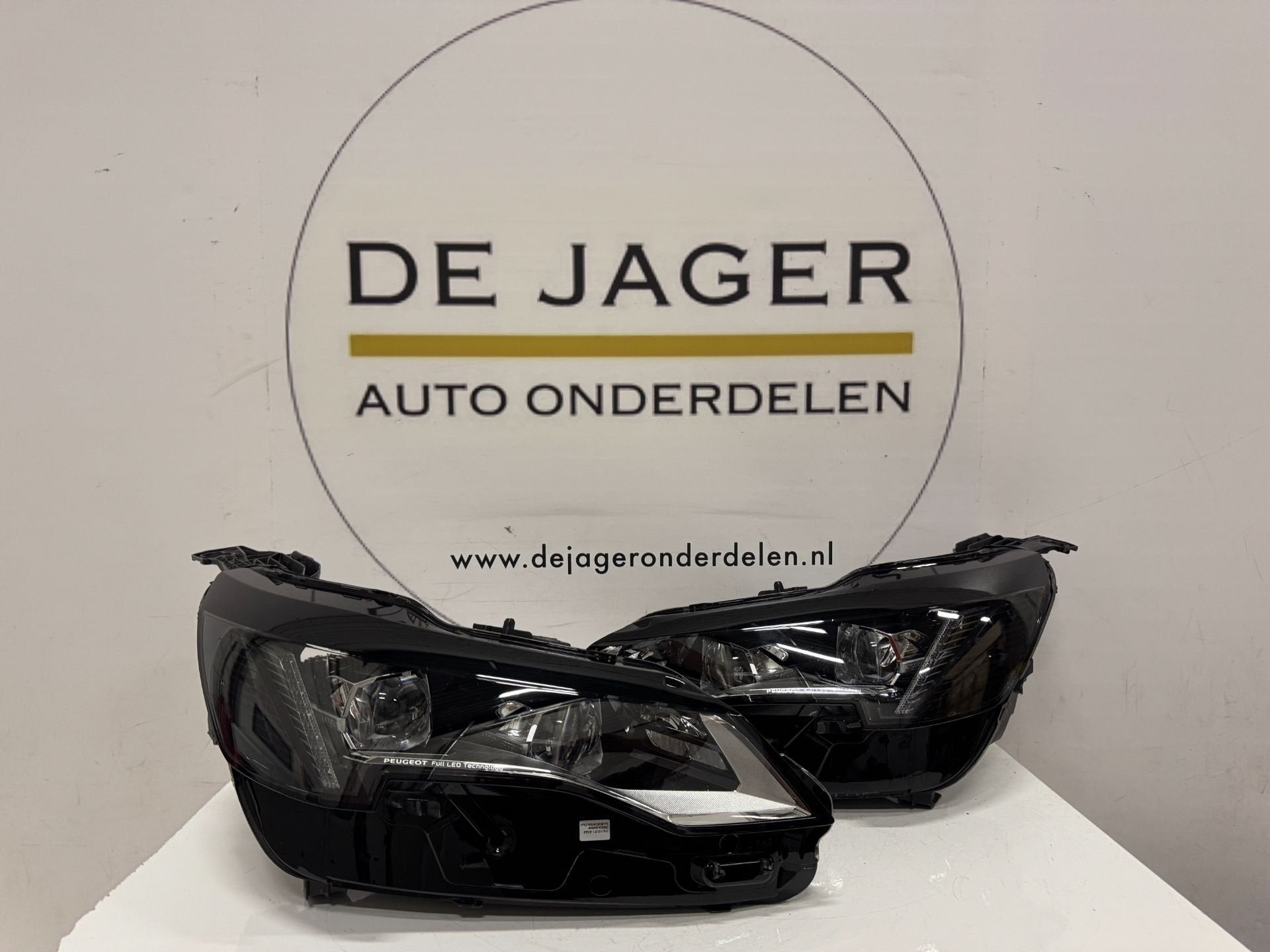 PEUGEOT 3008 5008 FACELIFT KOPLAMPEN 9836230580 9836230680, Auto-onderdelen, Verlichting, Taurusavenue 1
2132 LS  Hoofddorp, NL