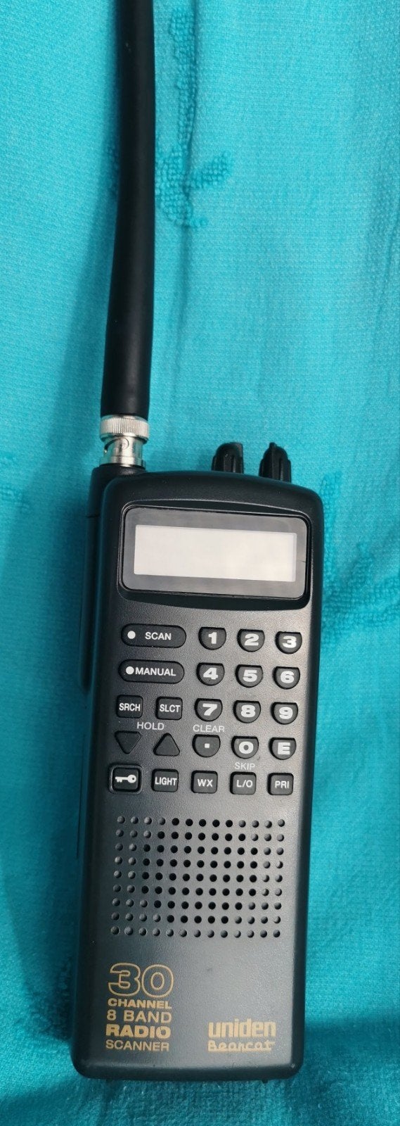 Uniden Bearcat 30-kanaals 8-bands radio scanner, Ophalen of Verzenden, Gebruikt, Minder dan 30 kanalen, Draagbaar