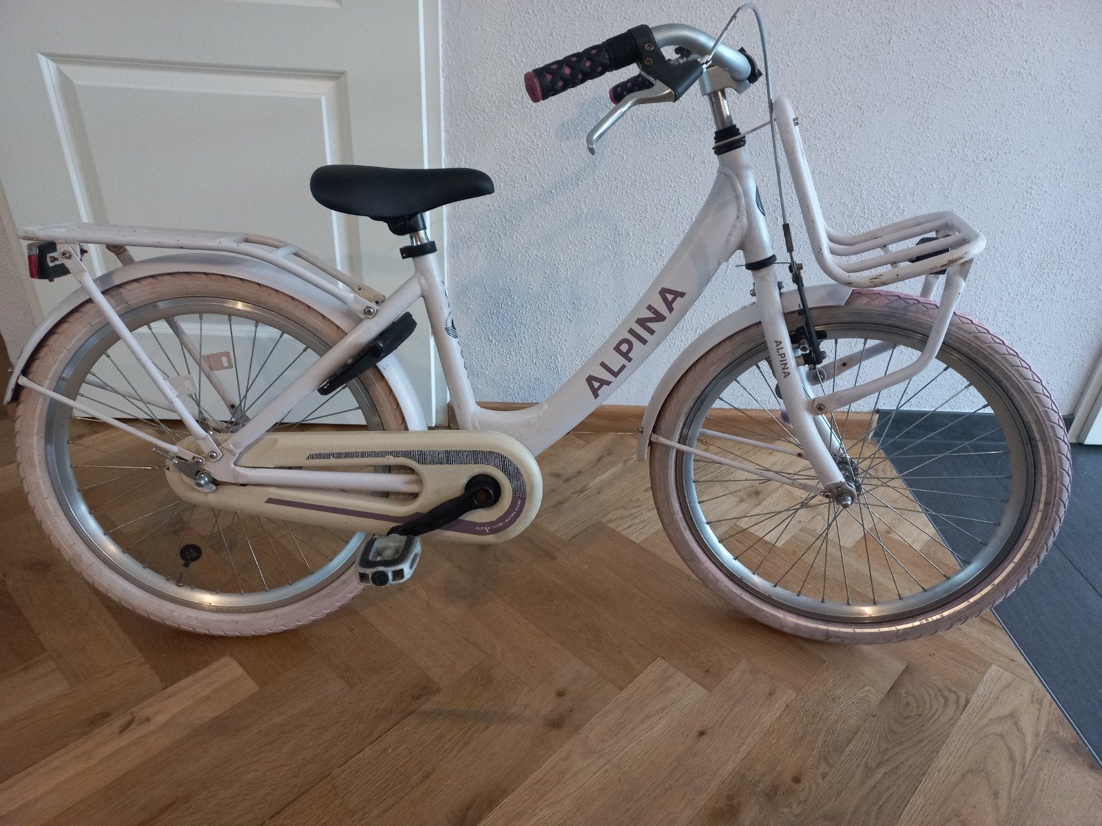 Alpina clubb meisjesfiets 22 inch, Fietsen en Brommers, Ophalen, Gebruikt, 22 inch, Handrem
