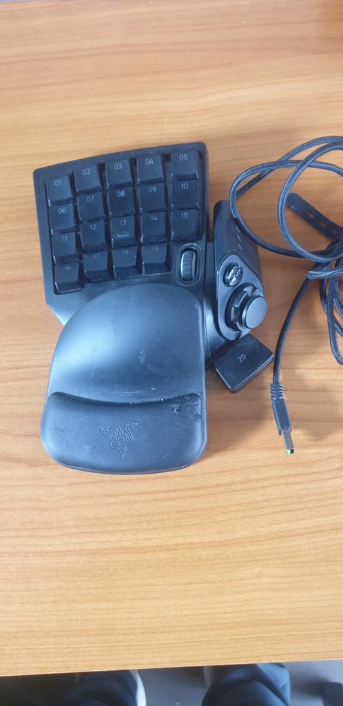 Razer Tartarus v2 Gaming Keypad - Ergonomisch en Bedraad, Gaming toetsenbord, Gebruikt, Ophalen of Verzenden, Overige indelingen