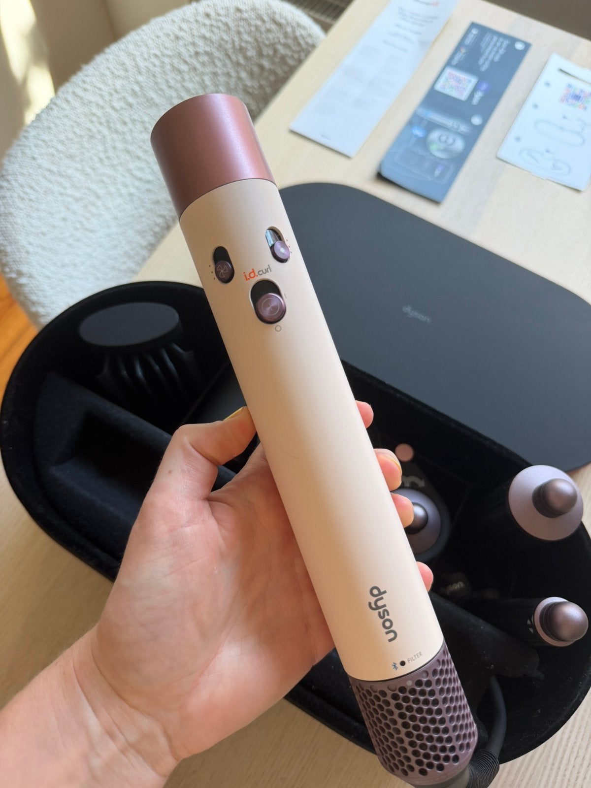 Dyson Airwrap i.d Straight + Wavy Ceramic Pink - nieuw, Sieraden, Tassen en Uiterlijk, Uiterlijk | Haarverzorging, Ophalen of Verzenden