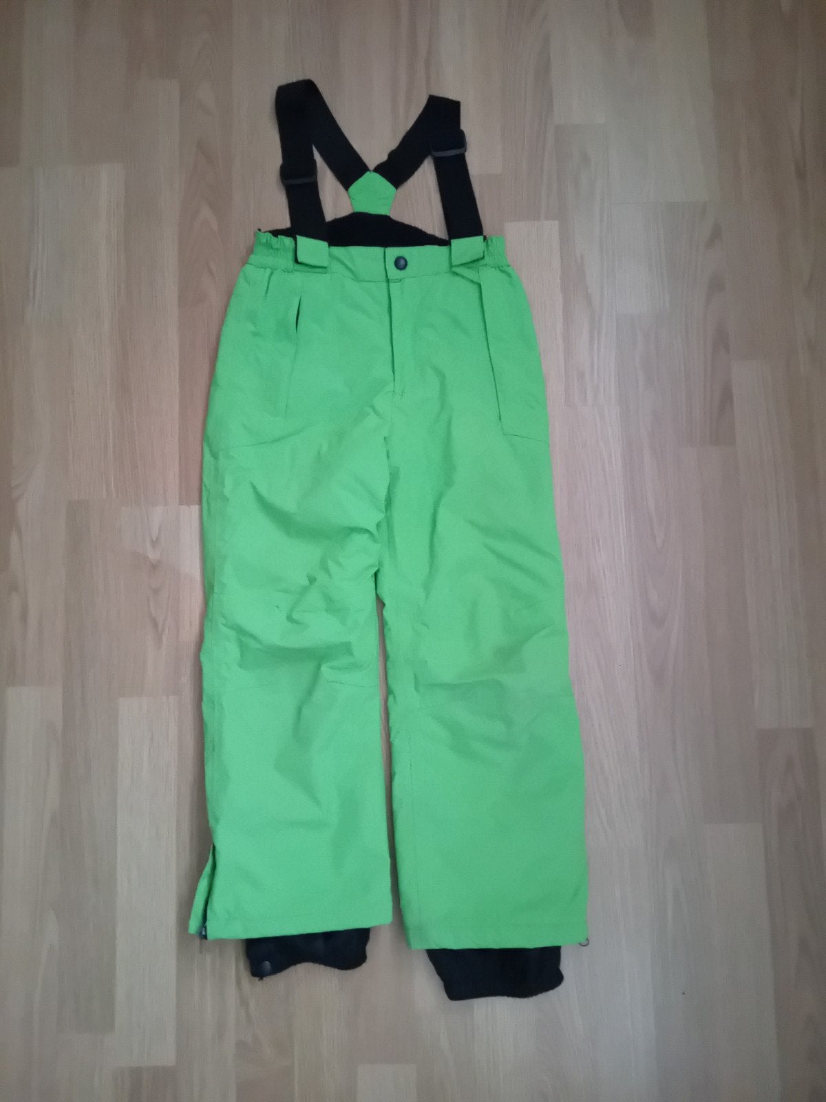Groene skibroek kind - maat 128, Kinderen en Baby's, Kinderkleding | Maat 128, Ophalen of Verzenden, Gebruikt, Jongen of Meisje