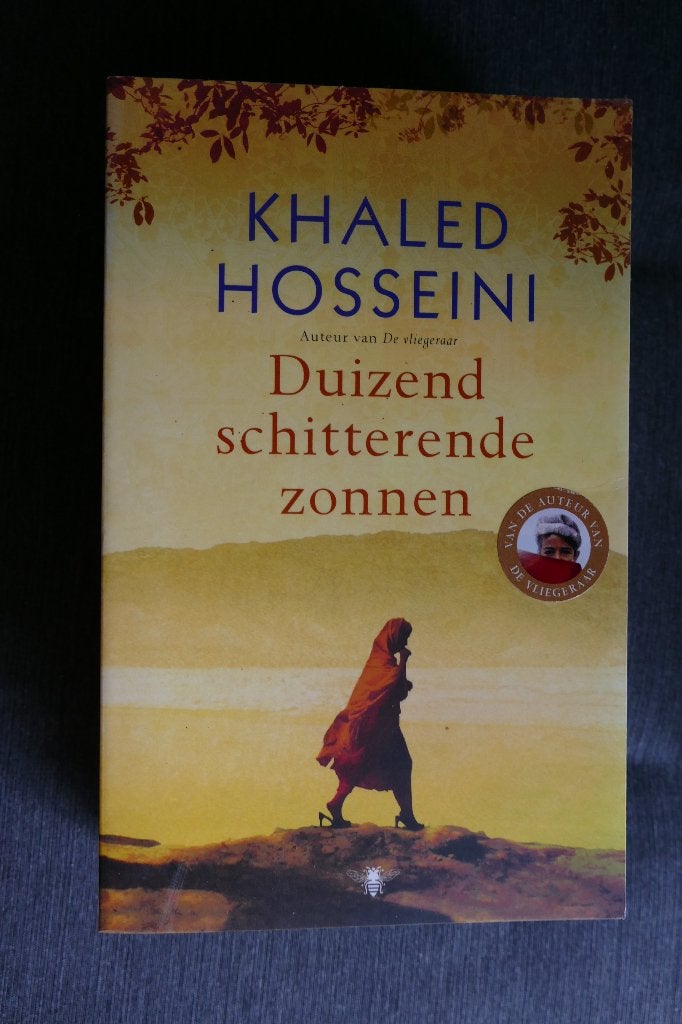 Khaled Hosseini – Duizend schitterende zonnen, Ophalen of Verzenden, Zo goed als nieuw, Khaled Hosseini