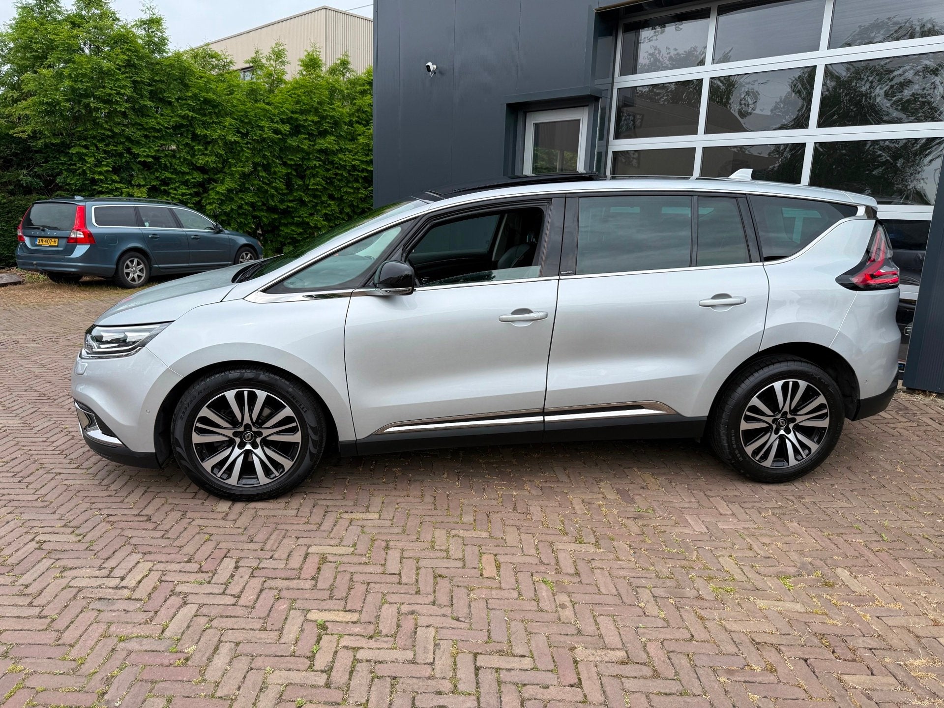 Renault ESPACE 1.8 TCe Initiale Paris 7p., Auto's, Renault, Dealer onderhouden, Gebruikt, 4 cilinders, 2000 kg