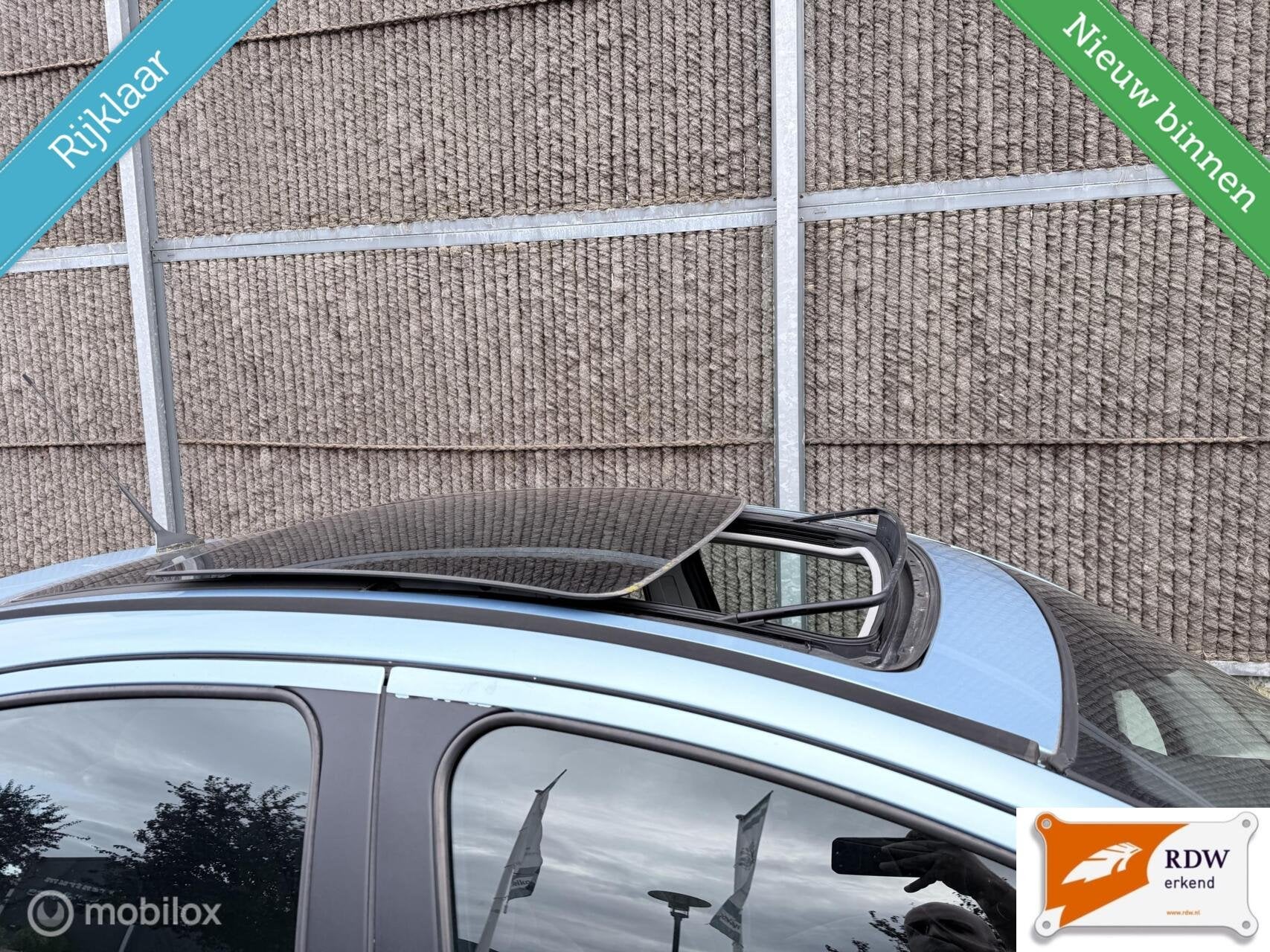 Citroen C3 1.6i-16V Exclusive PANO/AIRCO/CRUISE CONTROLE, Voorwielaandrijving, 15 km/l, Blauw, Bedrijf