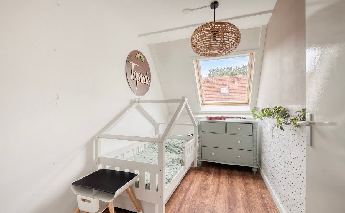 Gratis bed incl matras en kast, Kinderen en Baby's, Kinderkamer | Bedden, 85 tot 100 cm, Gebruikt, 140 tot 160 cm, Ophalen