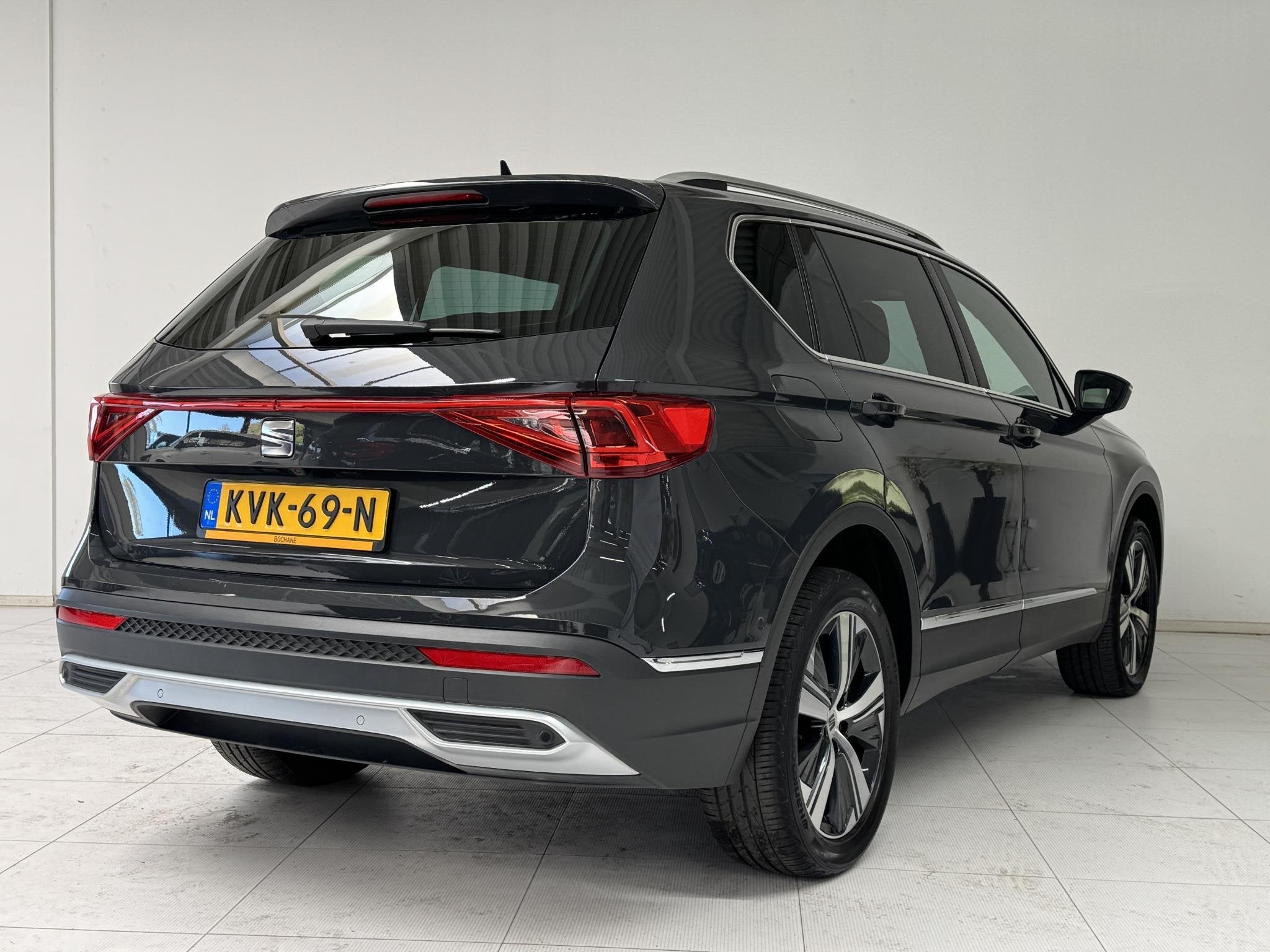 SEAT Tarraco 1.4 TSI e-Hybrid PHEV Xperience Business Intens, Auto's, Stof, 4 cilinders, Met garantie (alle), Hybride Elektrisch/Benzine
