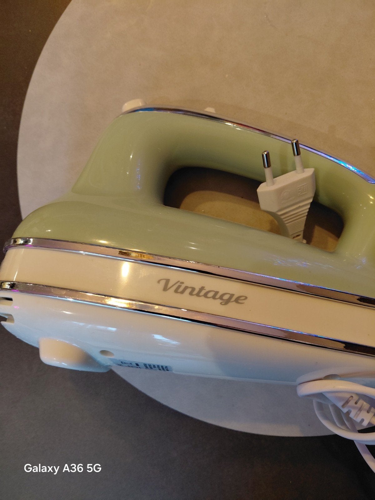 Vintage Handmixer - Groen/Wit, Ophalen of Verzenden, Gebruikt, 2 snelheden