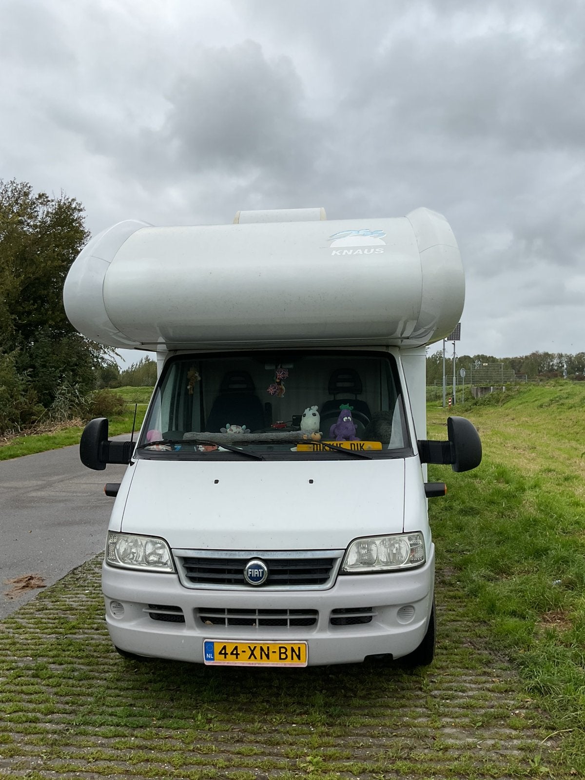 Caravans And Camping Knaus