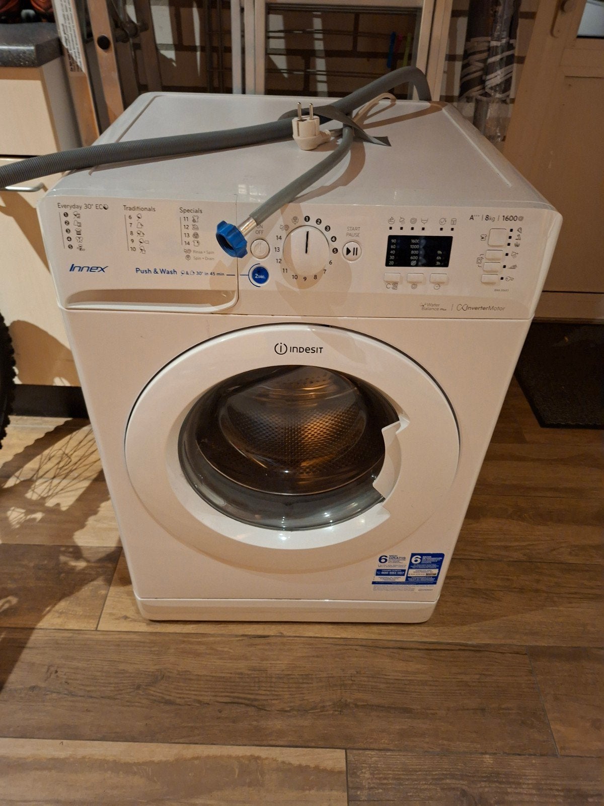 Indesit Innex Wasmachine - 8kg, 1600 toeren, Ophalen, Gebruikt, 8 tot 10 kg, 1600 toeren of meer
