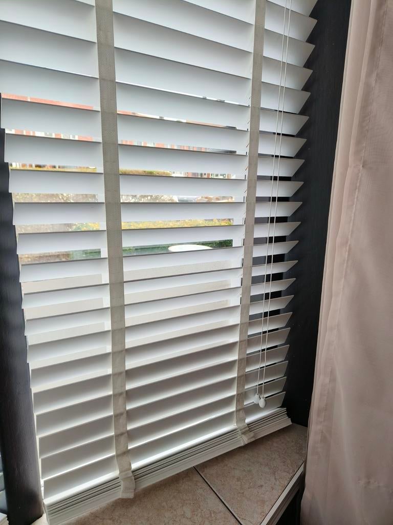 Houten witte jaloezien voor erker, Ophalen, 150 tot 200 cm, Minder dan 100 cm