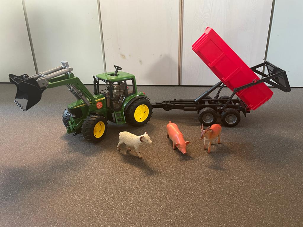 Bruder - John Deere 6920, met voorlader, kieper, Ophalen of Verzenden, Zo goed als nieuw