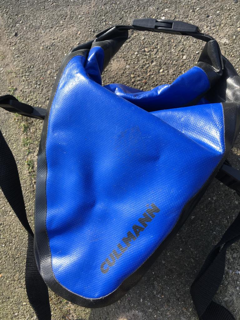 Cullmann Cameratas Waterdicht - Blauw/Zwart, Audio, Tv en Foto, Ophalen of Verzenden, Zo goed als nieuw, Overige typen, Overige merken