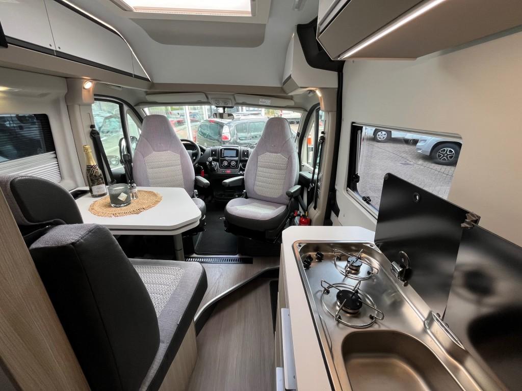 Adria Twin 640 SLB Plus Enkele Bedden 2x Airco  Luifel Fiets, Caravans en Kamperen, Campers, Buscamper of Camperbus, Adria Mobil d.o.o.