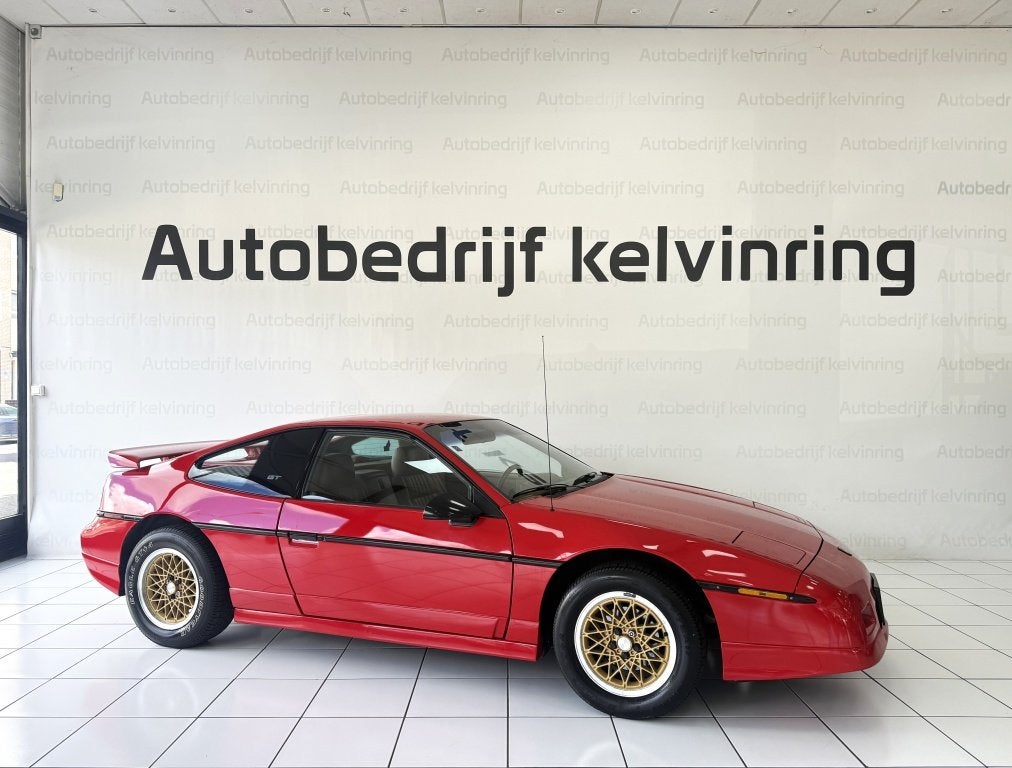 Foto 11 van Pontiac Fiero 2.8 GT Airco OOK S AVONDS GEOPEND OP AFSPRAAk