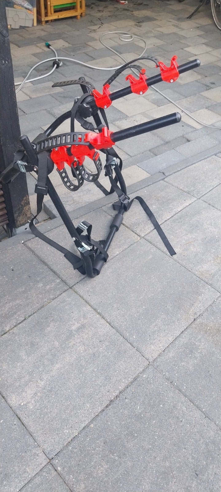 fietsendrager op achterklep auto, Auto diversen, Fietsendragers, Ophalen, 3 fietsen of meer, Zo goed als nieuw, Achterklepdrager
