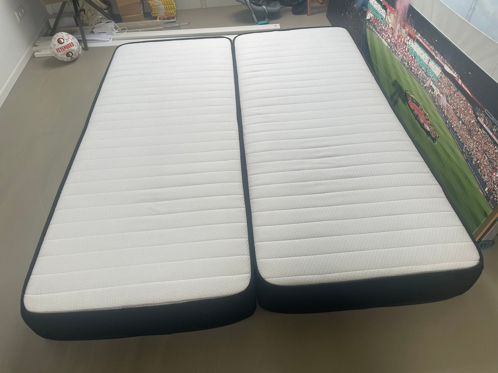 2 x matras met zwarte zijrand 80x200, Huis en Inrichting, Slaapkamer | Matrassen en Bedbodems, Ophalen, Gebruikt, Eenpersoons