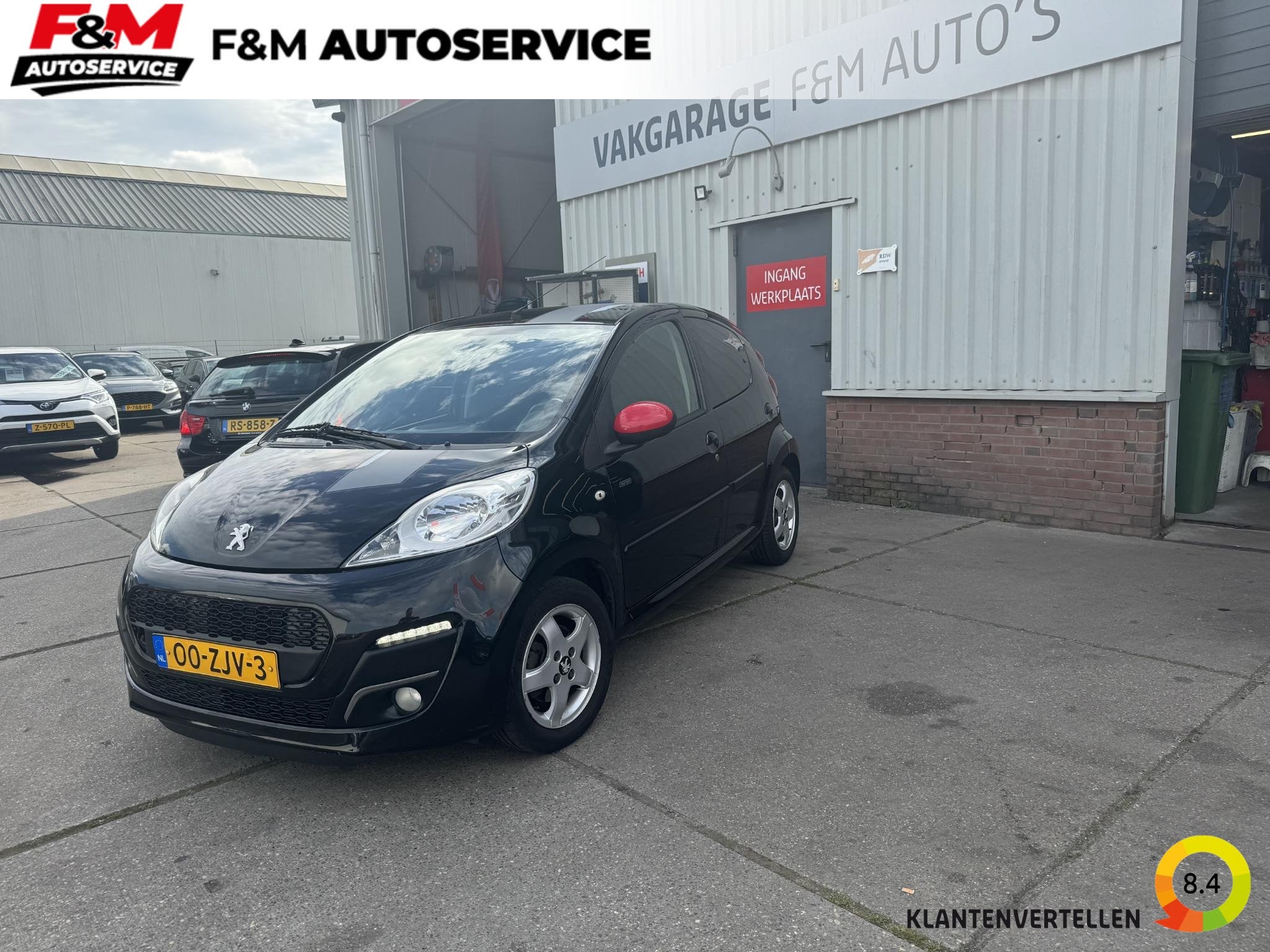 Peugeot 107 1.0 Sportium Airco, radio, Voorwielaandrijving, Euro 5, Stof, Gebruikt