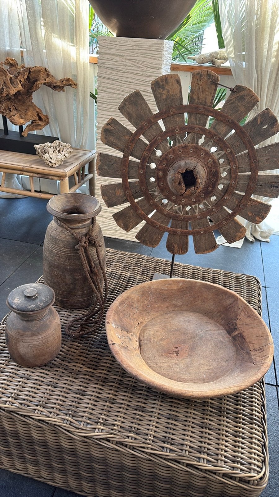 Aura Peeperkorn: Oude Houten Ornamenten Set, Ophalen