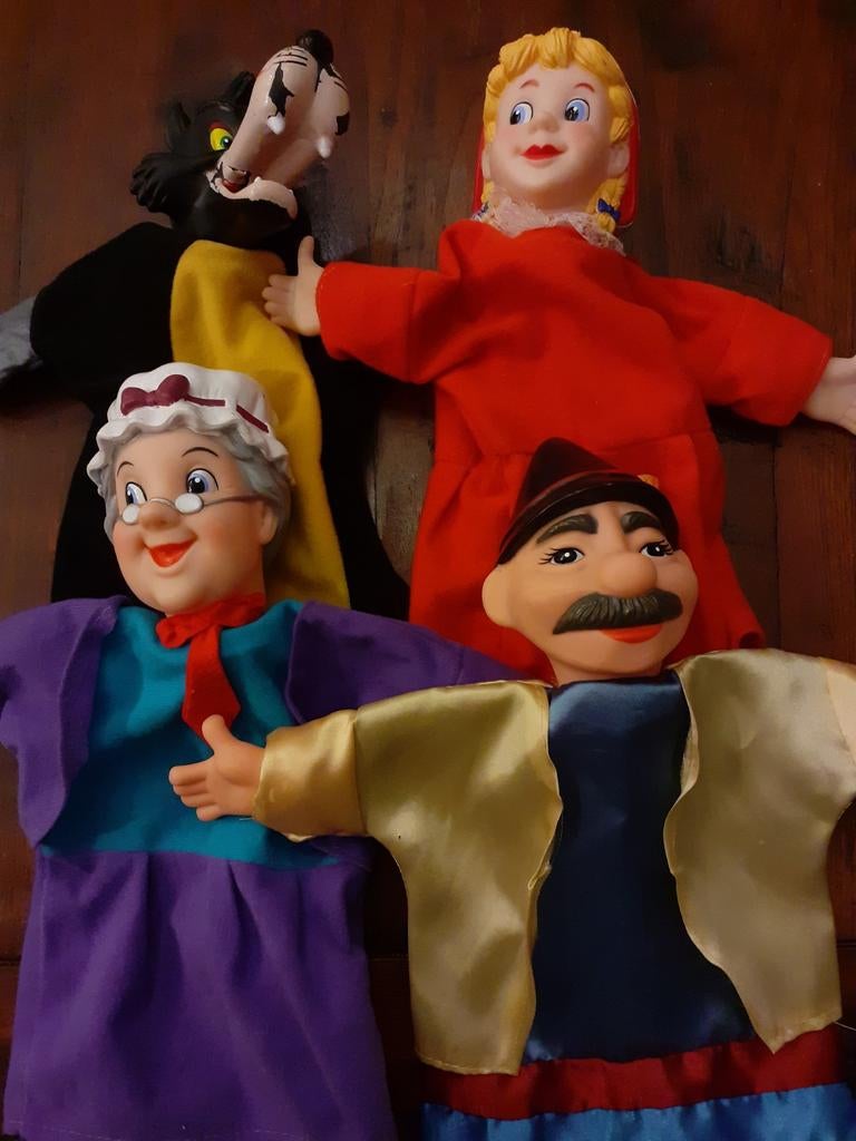 Roodkapje en de boze wolf handpoppen, Ophalen of Verzenden, Zo goed als nieuw, Pop