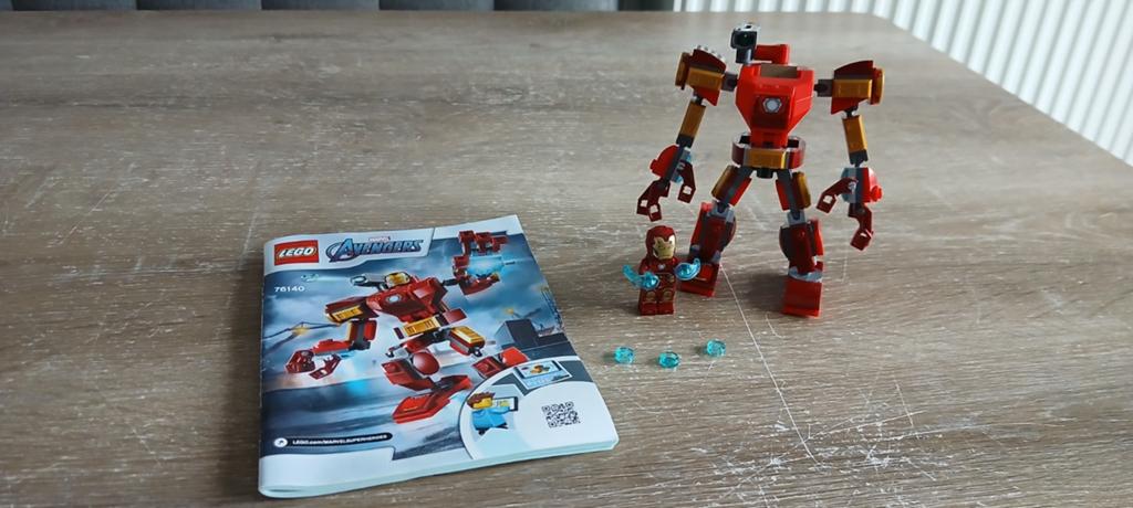 76140 Lego Marvel Iron man Robotpantser set van met boekje, Compleet, Marvel, Lego, Ophalen of Verzenden
