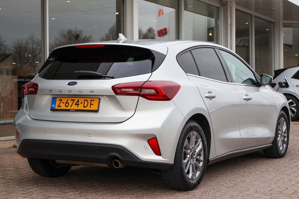 Ford Focus 1.0 EcoBoost 125pk Hybrid Titanium | Navigatie |, Auto's, Ford, 12 maanden, Gebruikt, Origineel Nederlands, Bedrijf