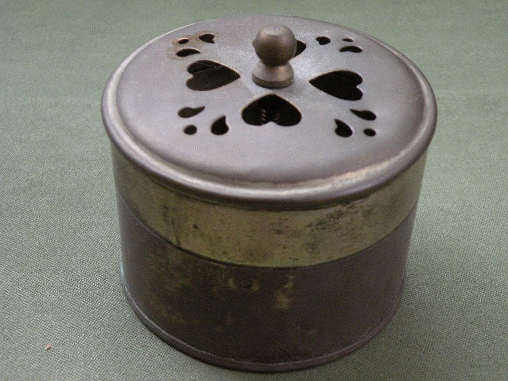 Blikje, evt. voor potpourri of wierook., Antiek en Kunst, Ophalen of Verzenden