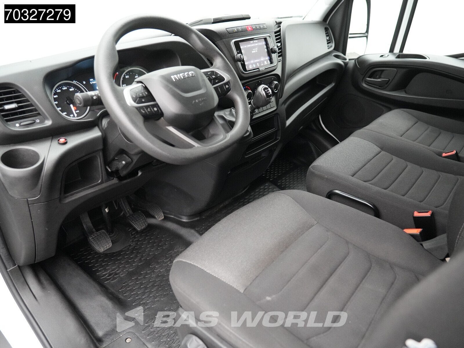 Iveco Daily 35S16 Laadklep 160PK Bakwagen Airco Cruise Camer, Auto's, Bestelauto's, Stof, Euro 6, Iveco, 160 pk