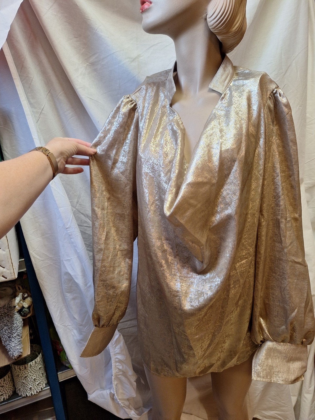 Gouden blouse, Kleding | Dames, Ophalen of Verzenden, Zo goed als nieuw, Maat 42/44 (L), Overige kleuren