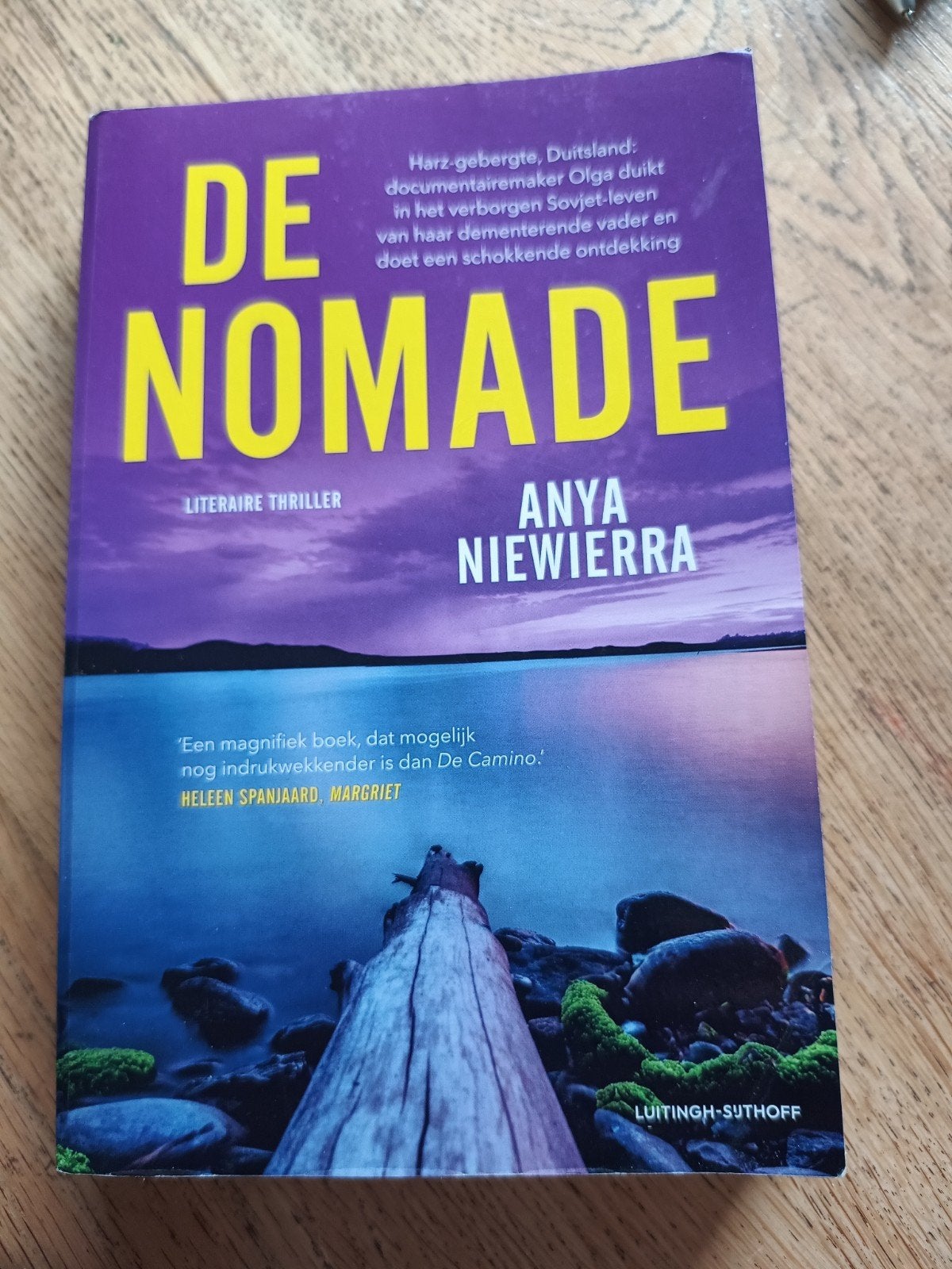 De Nomade - Anya Niewierra (Literaire Thriller), Boeken, Thrillers, Ophalen of Verzenden, Zo goed als nieuw, Anya Niewierra, Nederland