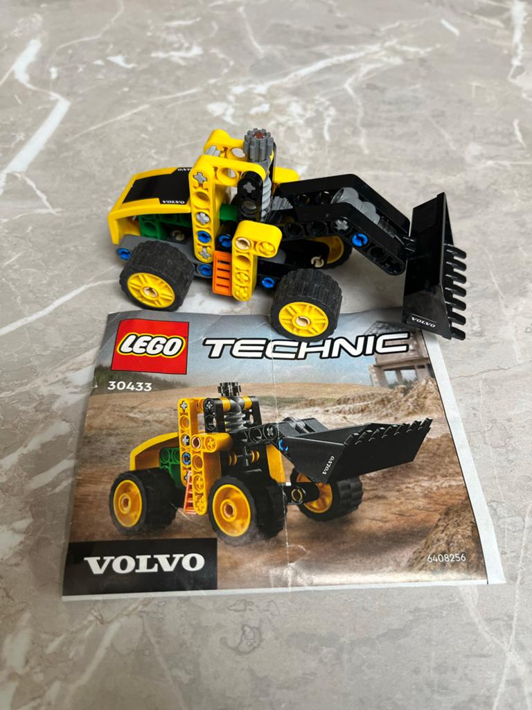 LEGO Technic Volvo Wiellader 30433 - Complete Set, Kinderen en Baby's, Speelgoed | Bouwstenen, Zo goed als nieuw, Ophalen of Verzenden