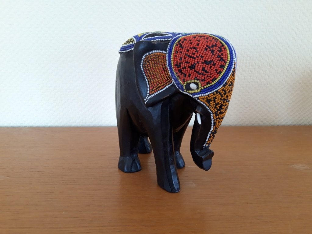 Houten olifant. Zwart, Overige onderwerpen, Houtsnijwerk, Minder dan 20 cm, Ophalen of Verzenden