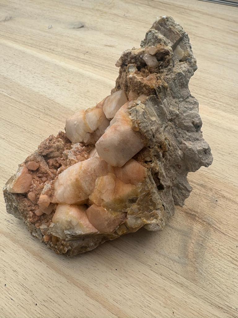 Prachtige Apofylliet Mineraal - Uniek Stuk, Verzamelen, Mineralen en Fossielen, Ophalen of Verzenden, Mineraal