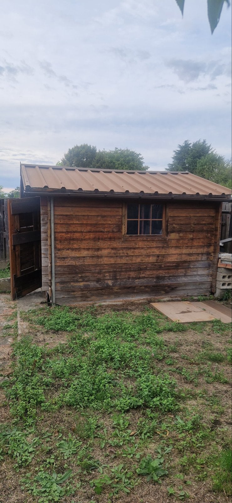 Houten schuur met raam en deur, Tuin en Terras, Ophalen, 250 tot 500 cm, Schuur, 1 raam