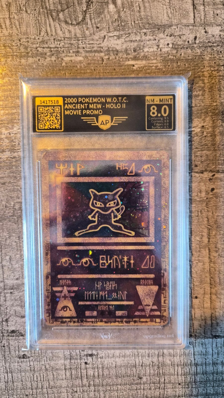 Pokémon Ancient Mew Holo AP Graded 8.0 – 2000, Ophalen of Verzenden, Zo goed als nieuw