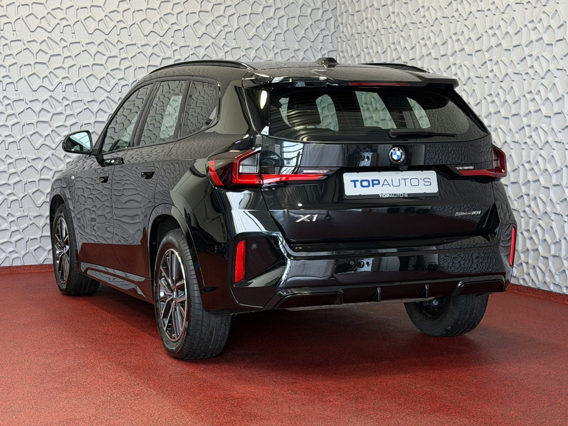 BMW X1 SDRIVE M-SPORT SHADOW LINE NAVI LED ELEK.KLEP CRUISE, 12 maanden, 136 pk, Gebruikt, Origineel Nederlands